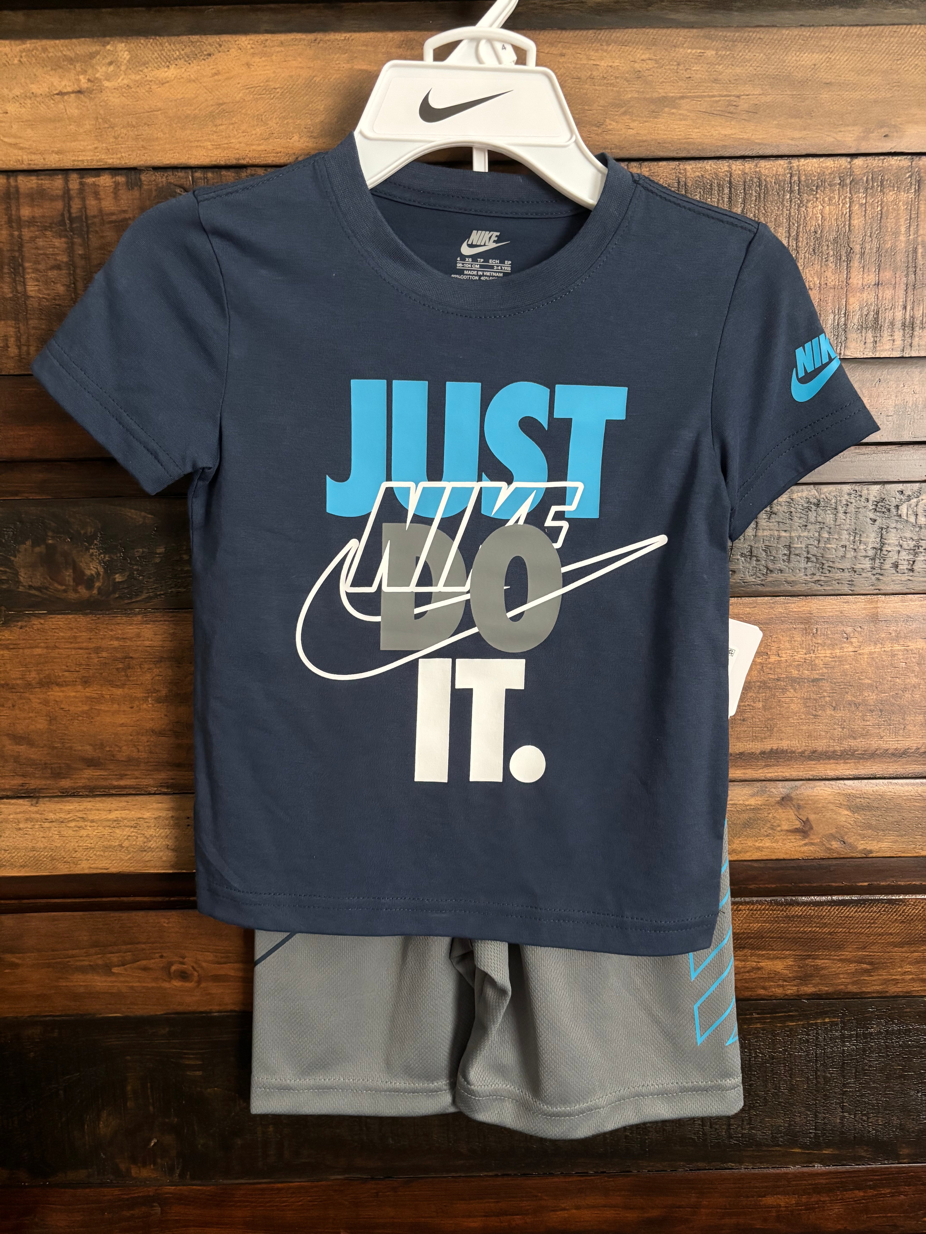 💙NWT Nike Kids "Just Do It" Navy Short-Sleeve Tee & Gray Short Set💙